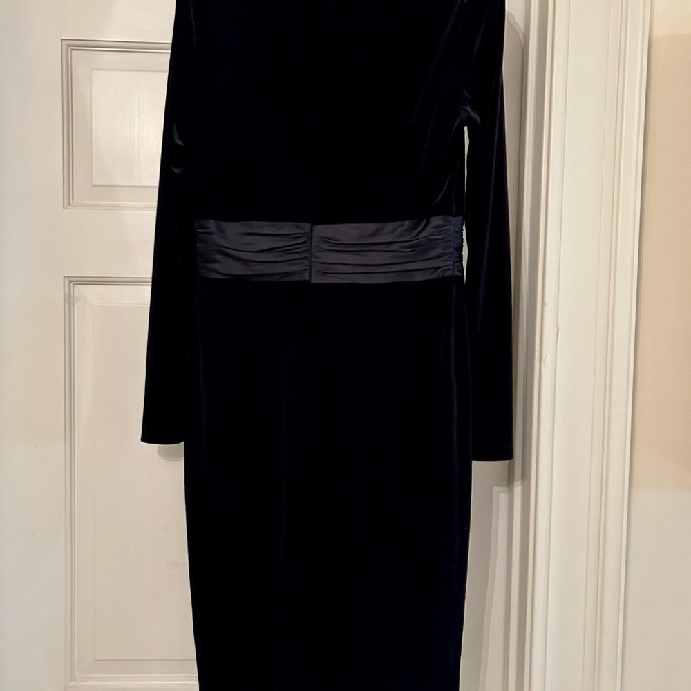 David Meister Vintage Velvet Cocktail Dress - Picture 4 of 5